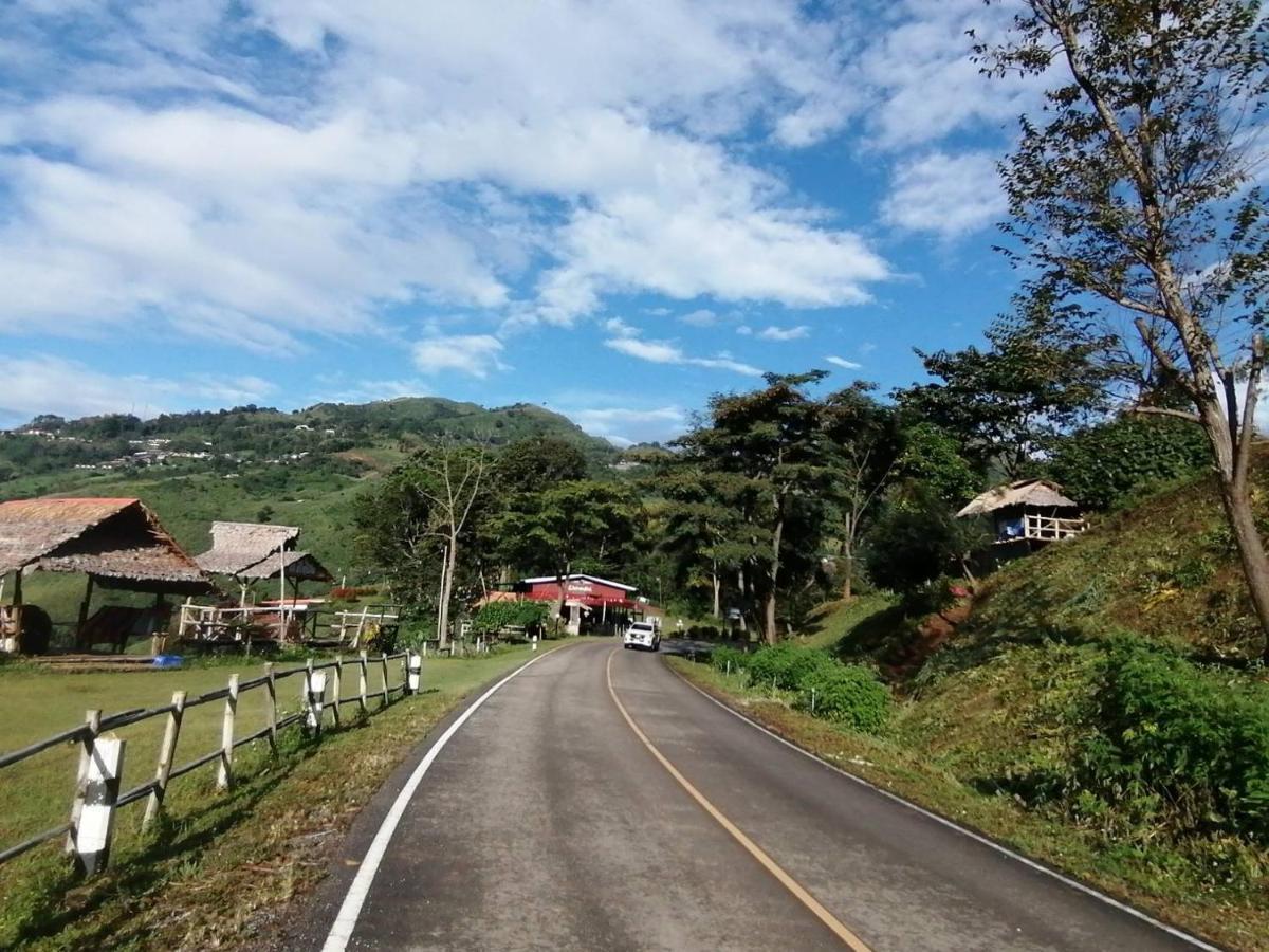 Ban Chomdoi Resort PhaTang Ban Pha Tang Bagian luar foto