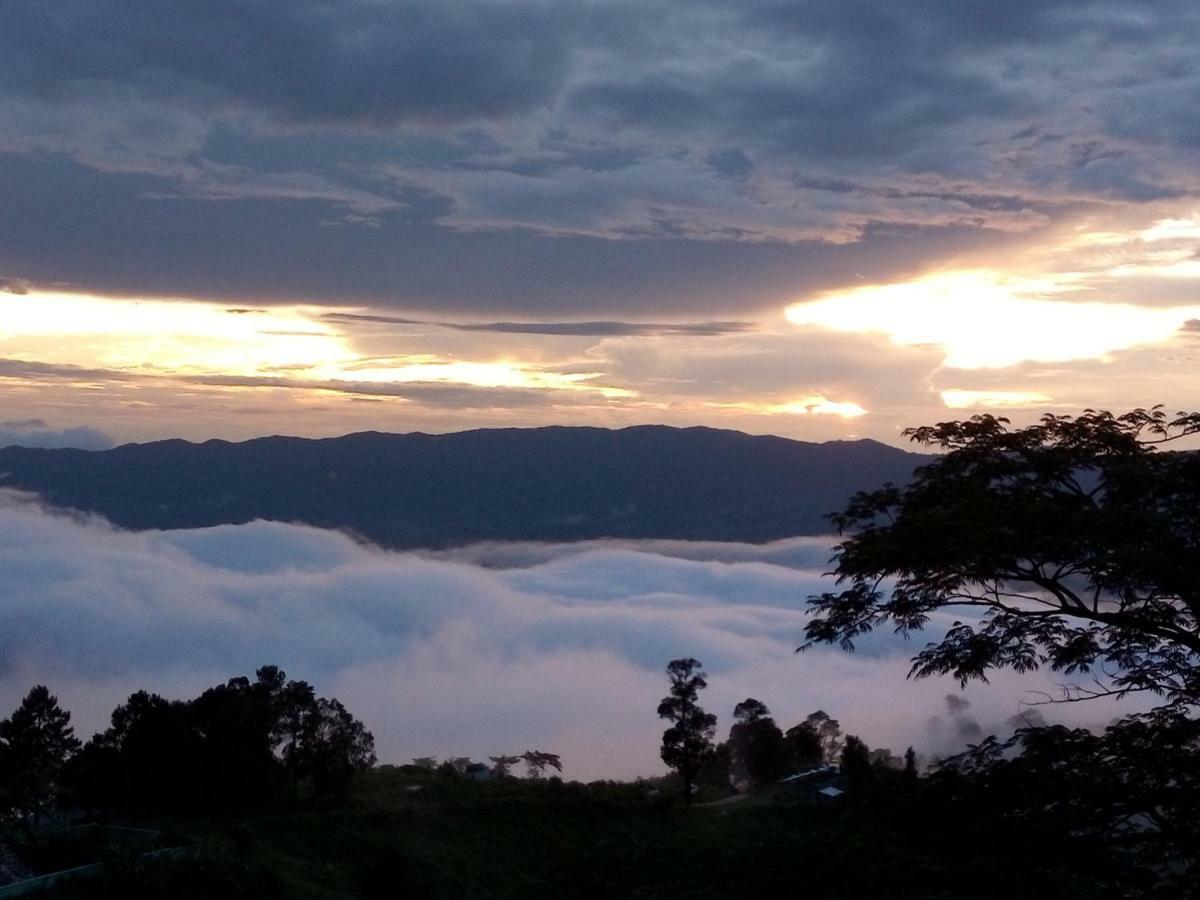 Ban Chomdoi Resort PhaTang Ban Pha Tang Bagian luar foto